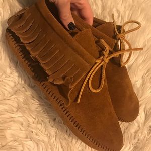 Vintage genuine suede Minnetonka ankle moccasin